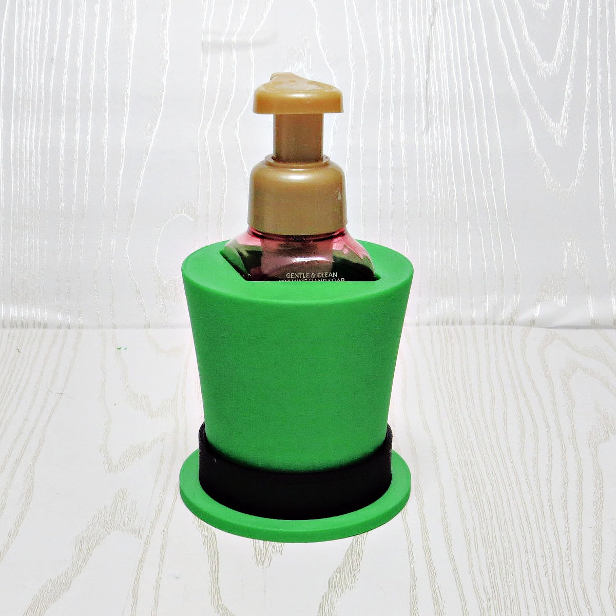 St. Patrick’s Day Leprechaun Hat Foaming Soap Holder – Festive Green Bathroom & Kitchen Sink Decor