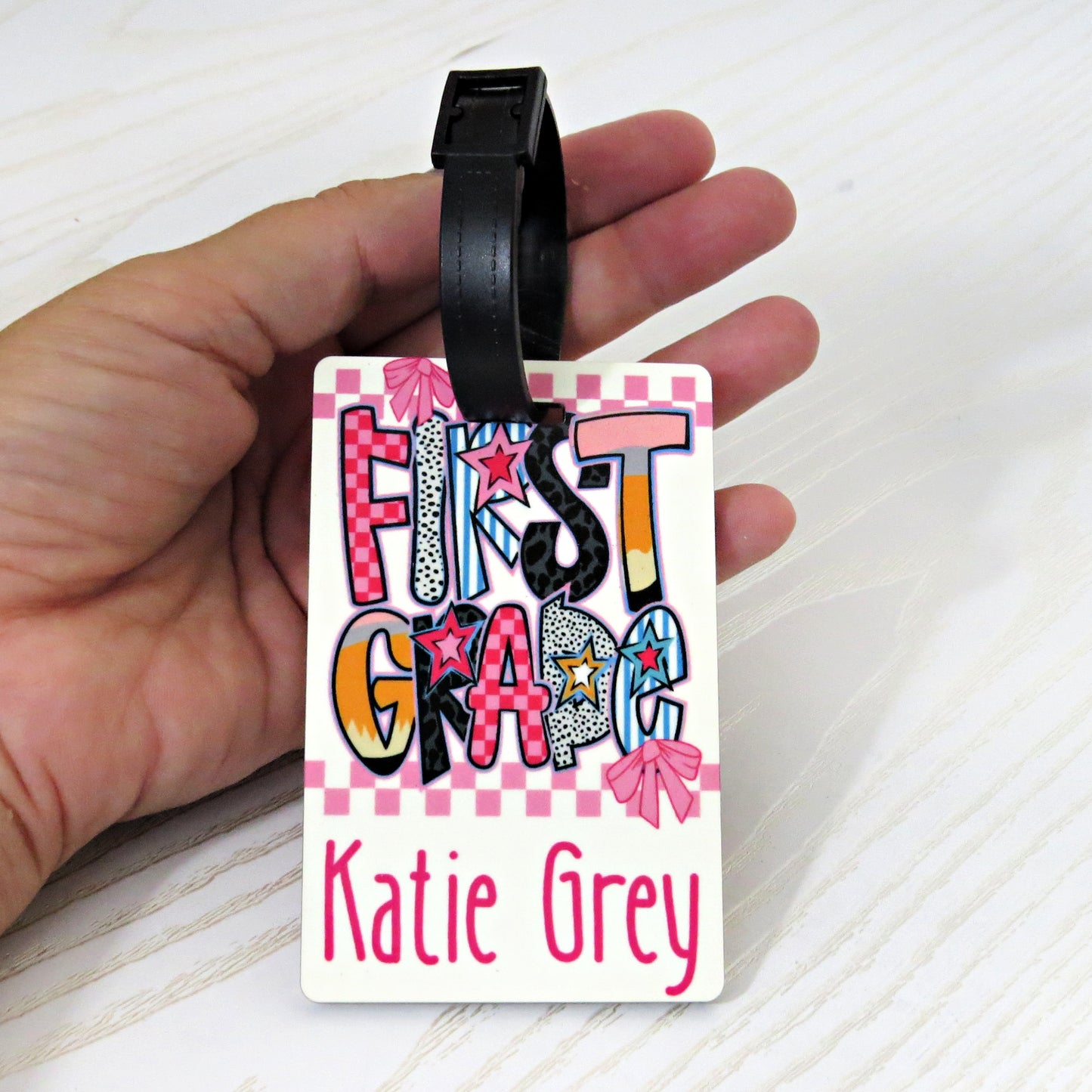 personalized-first-grade-bag-tag-with-name-school-supplies-crayons-notebook-pink-backpack