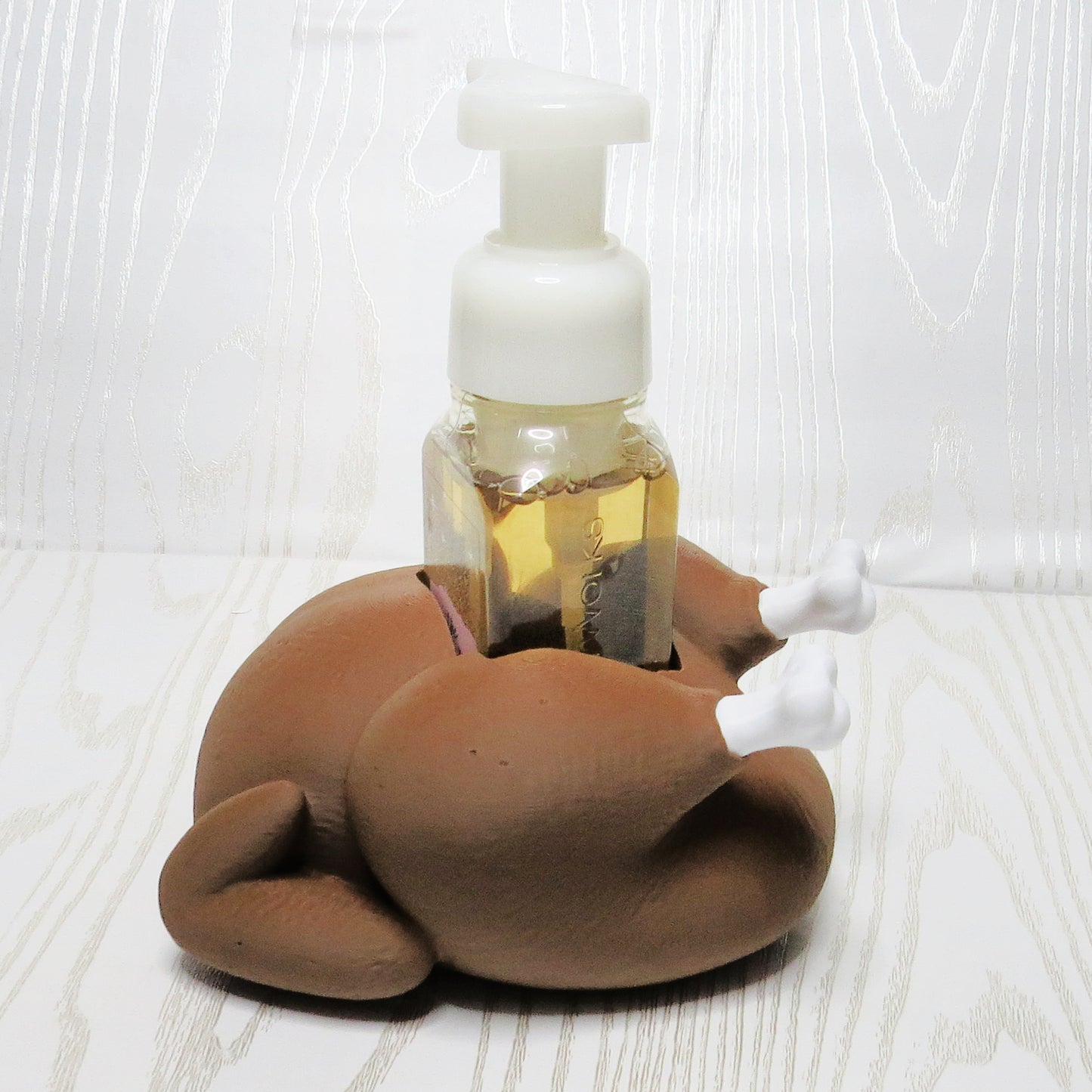 Thanksgiving Turkey Foaming Soap Holder - Fall Kitchen & Bathroom Decor - close-up of sculpted design detail