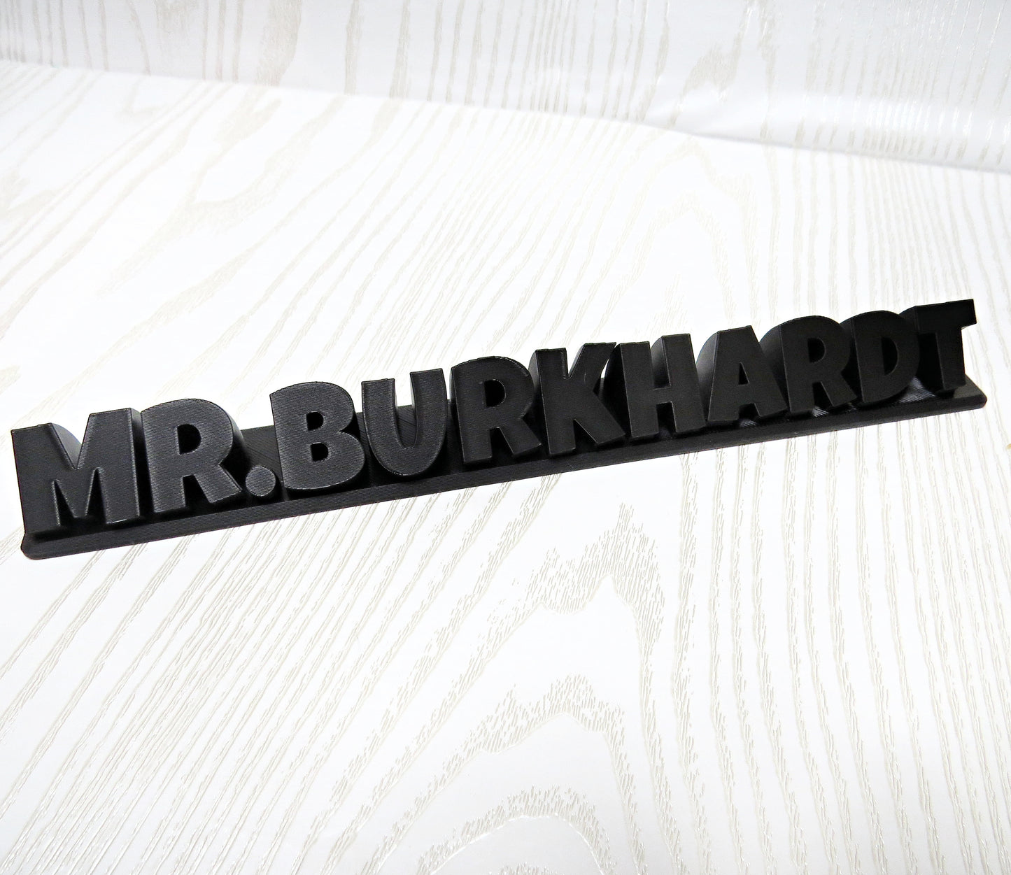 Personalized 3D Printed Nameplate - Custom Teacher Desk Sign - side profile view