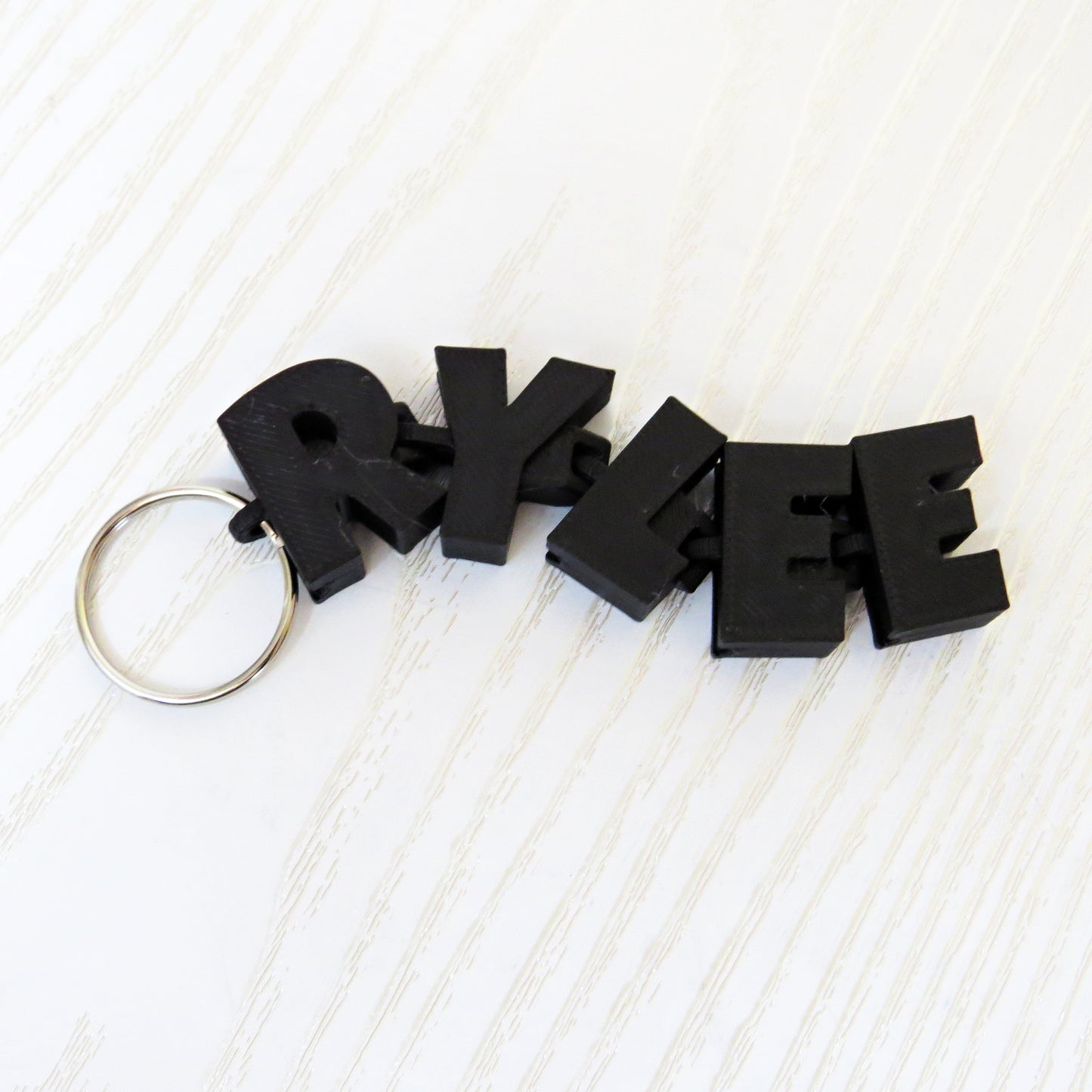 custom-3d-articulated-name-keychain-personalized-3d-printed-name-tag-handmade-gift