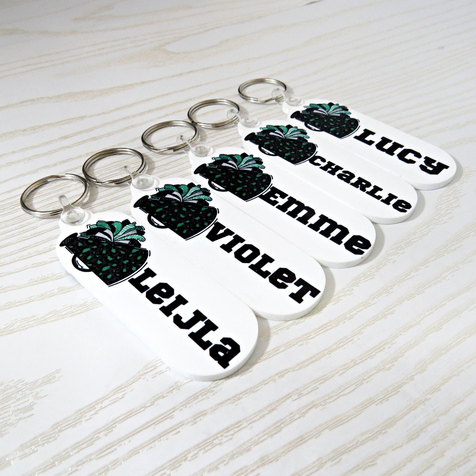 personalized-cheerleader-keychain-custom-name-megaphone-cheerleading-gift-for-girls-team-spirit-bag-tag