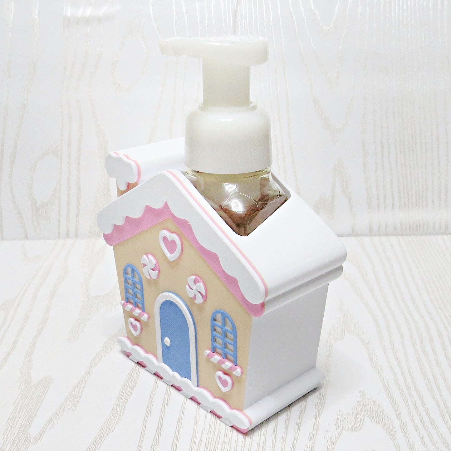 Gingerbread House Foaming Soap Bottle Holder – Cute 3D Printed Pastel Christmas Candy House – Bath and Body Works Foaming Soap Dispenser Stand – Holiday Winter Bathroom Kitchen Counter Decor – Festive Christmas Gift