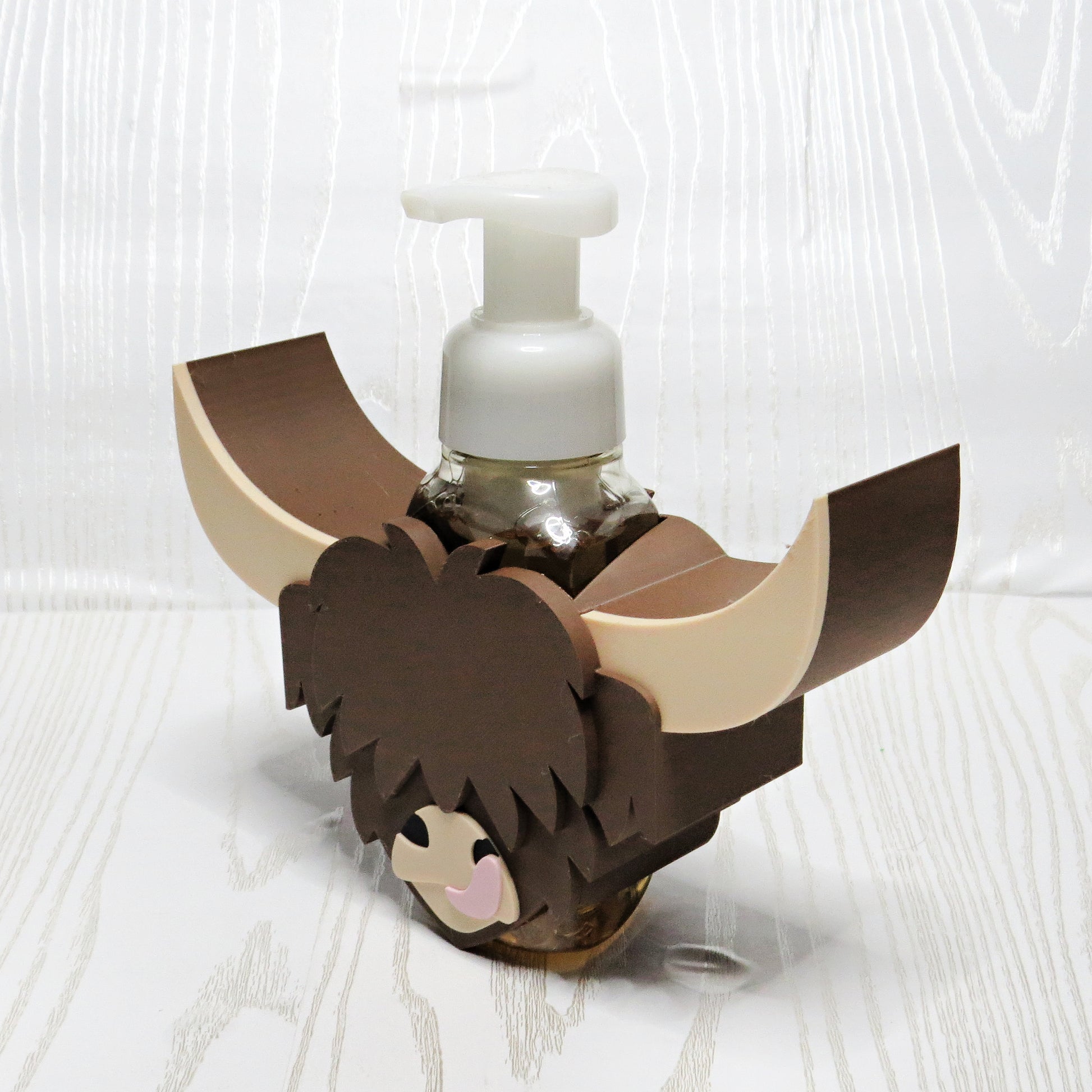 Highland Cow Foaming Soap Holder - Cute Farmhouse Bathroom Counter Decor - top view showing pump opening