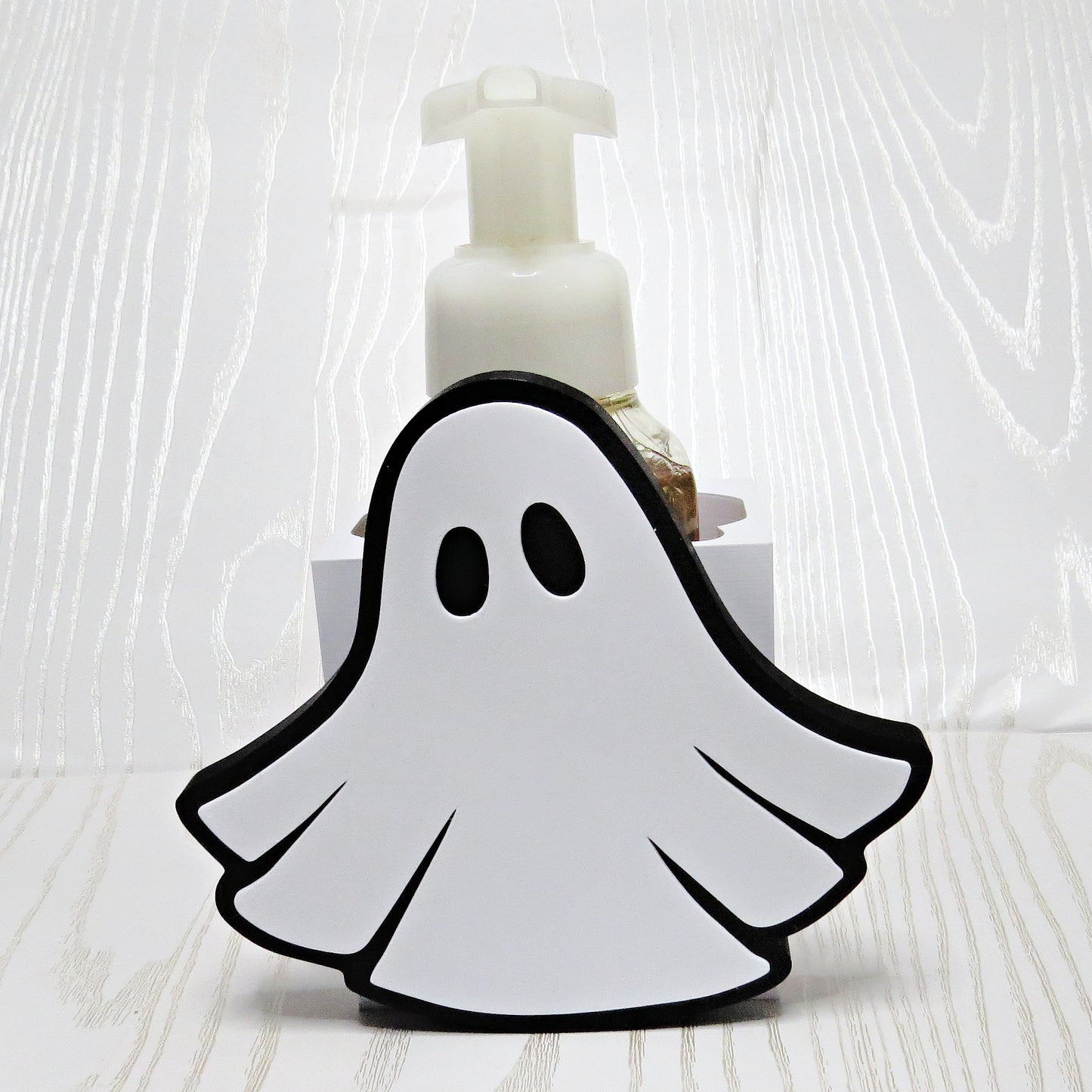 white-3d-printed-ghost-foaming-soap-holder-black-outline-oval-eyes-flowing-draped-body-halloween-bathroom-decor