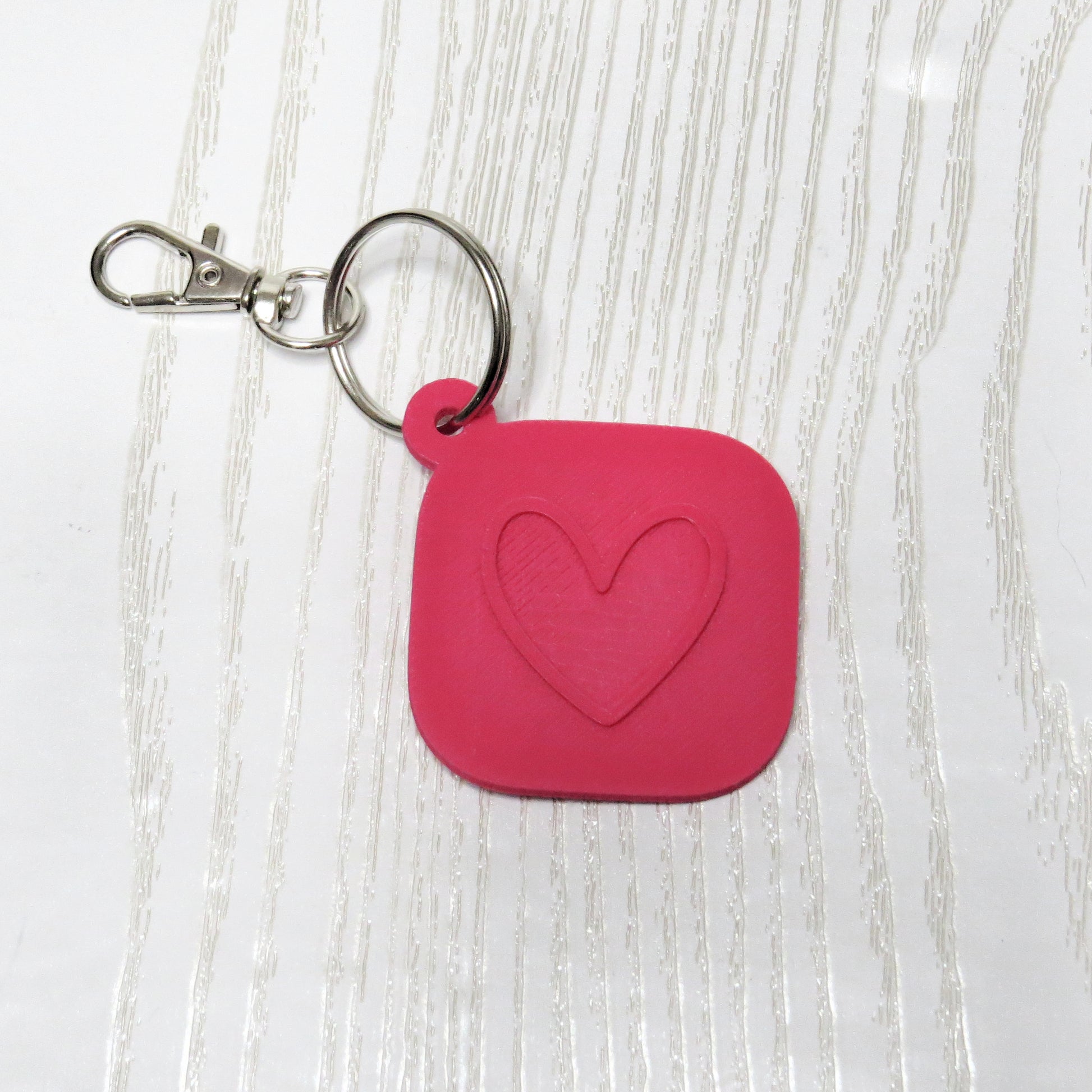 Pink heart nfc tag keychain for contact sharing and smartphone tap