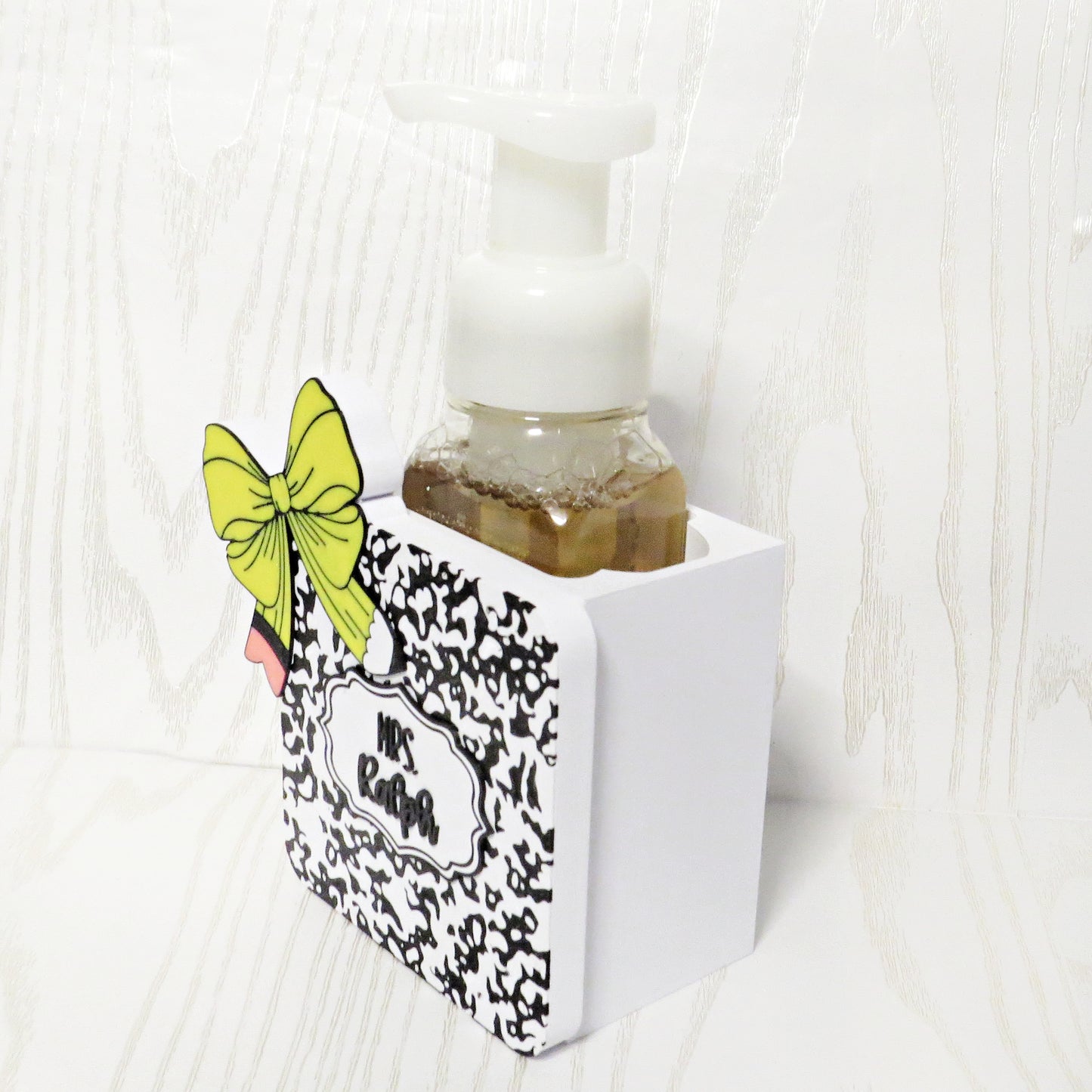 Personalized Teacher Composition Notebook Foaming Soap Holder – Cute 3D Printed Black White Marble Notebook with Custom Name – Bath and Body Works Foaming Soap Dispenser Stand – Teacher Appreciation Classroom Sink Decor – End of Year Back to School Gift