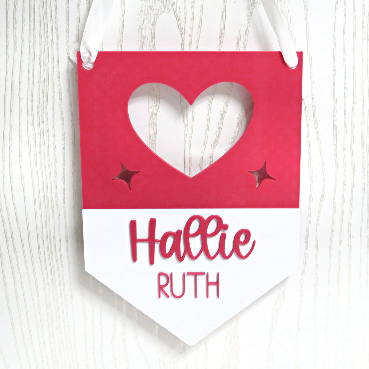 Personalized Heart Name Pendant — Custom Wall Hanging Sign for Girls Room or Nursery