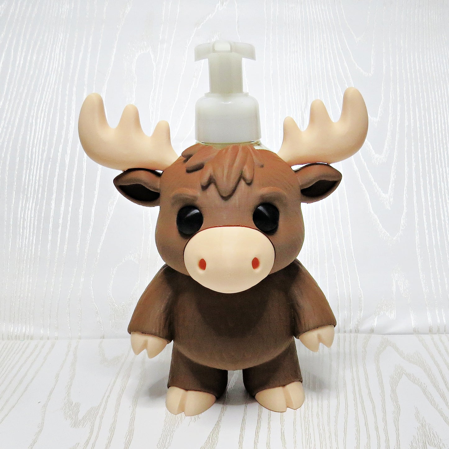 brown-3d-printed-moose-foaming-soap-holder-cream-antlers-muzzle-hooves-woodland-rustic-bathroom-decor