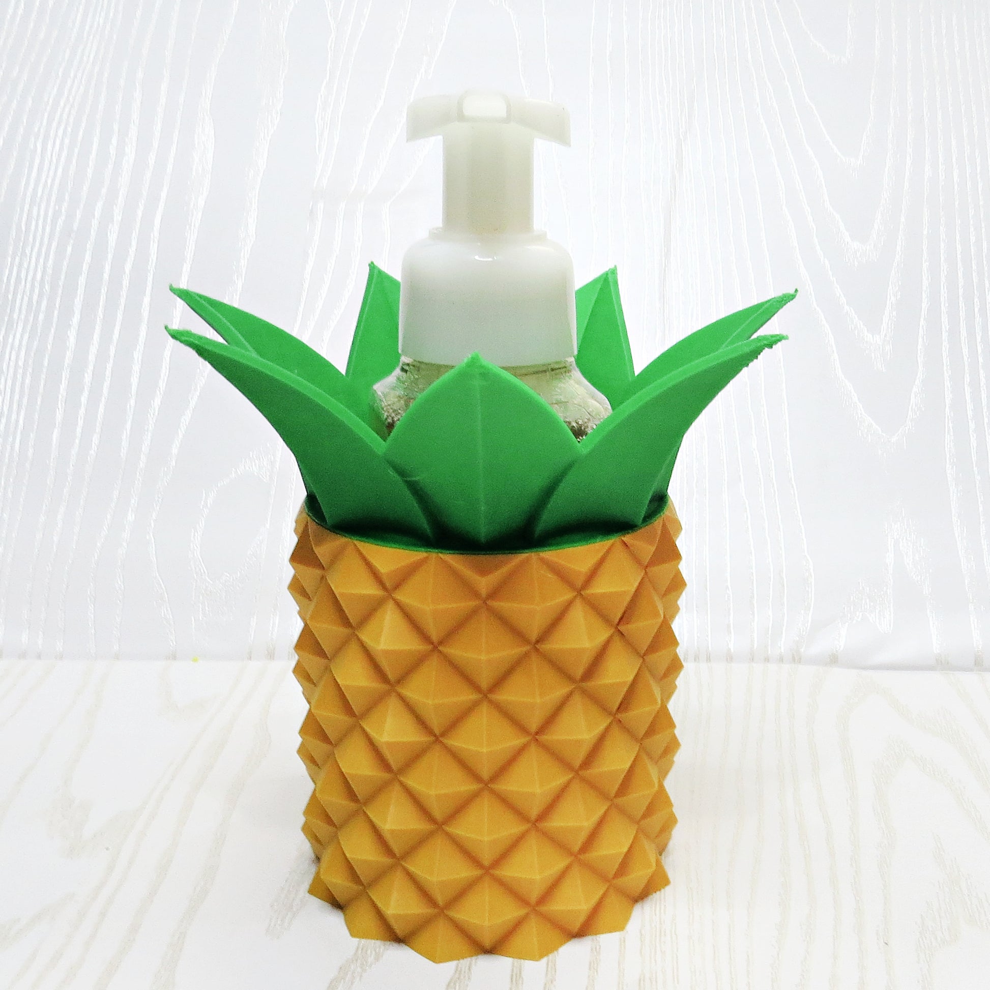 gold-3d-printed-pineapple-foaming-soap-holder-diamond-texture-green-leaf-crown-tropical-bathroom-decor