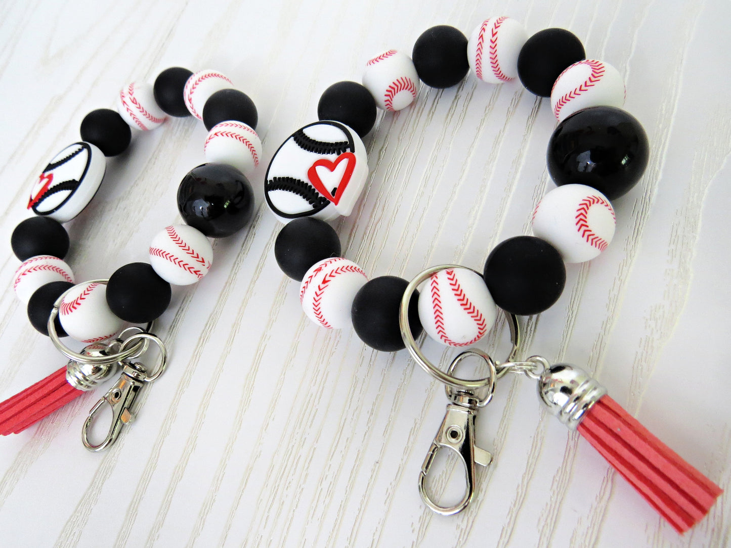 Baseball Beaded Keychain Bracelet with Tassel – Stretch Wristlet Gift for Moms Coaches and Fans
