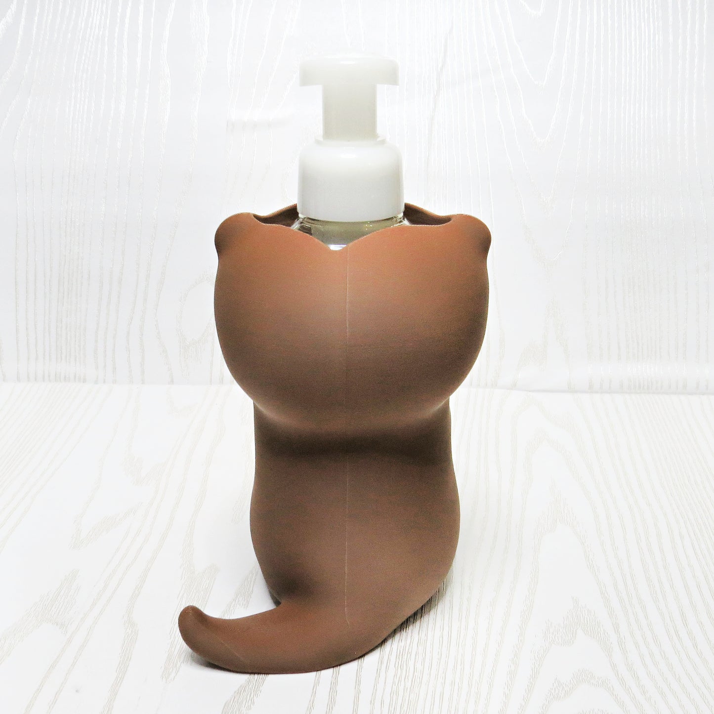 Otter Foaming Soap Holder - Woodland Farmhouse Bathroom Decor - Cute Animal Countertop Organizer for Kitchen Sink and Bath Accessories