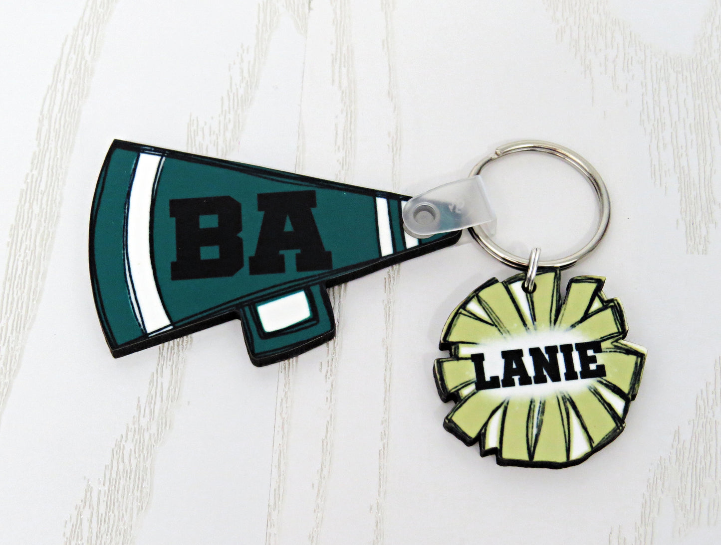 Cheerleading Bag Tag Personalized with Name - Cheerleader Bag Name Tag Keychain - Cheer Kids High School Mom Sports Football Bastketball
