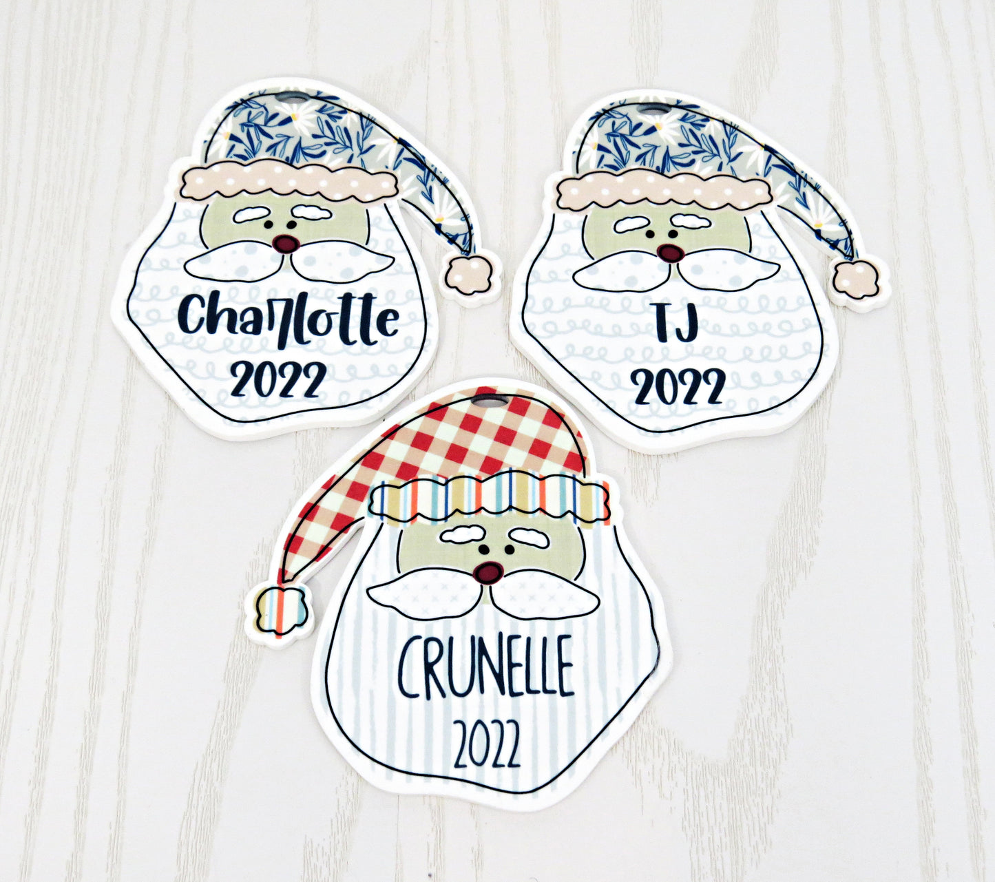 Personalized Santa Face Ornament – Custom Name Handmade Holiday Keepsake with Ribbon